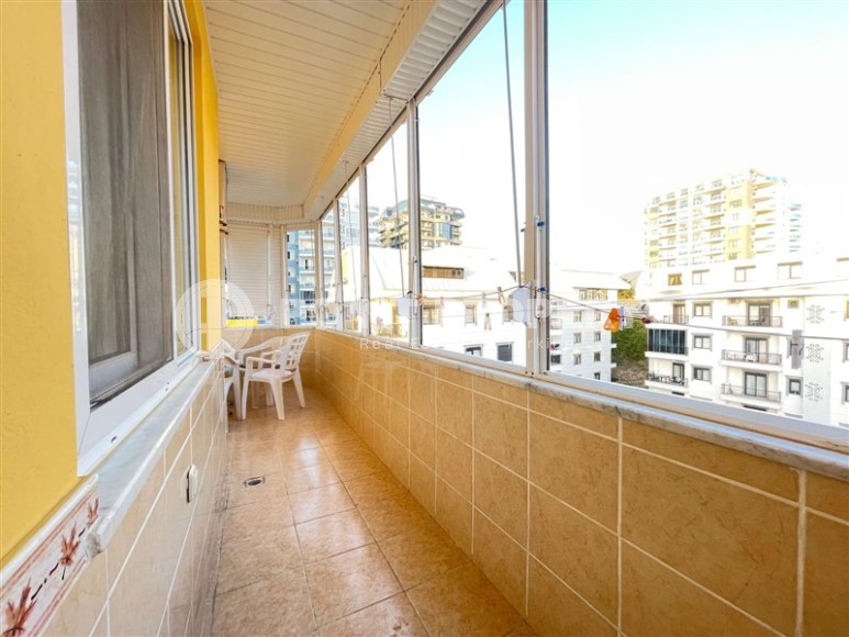 Bright, comfortable apartment 3+1, on an area of 120 m2, in the center of the modern area of Alanya - Mahmutlar-id-6436-photo-10