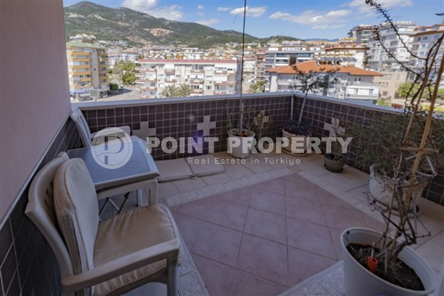 Spacious duplex 5+1, 220m², in the very center of Alanya, 500 meters from Keykubat beach-id-1506-photo-4