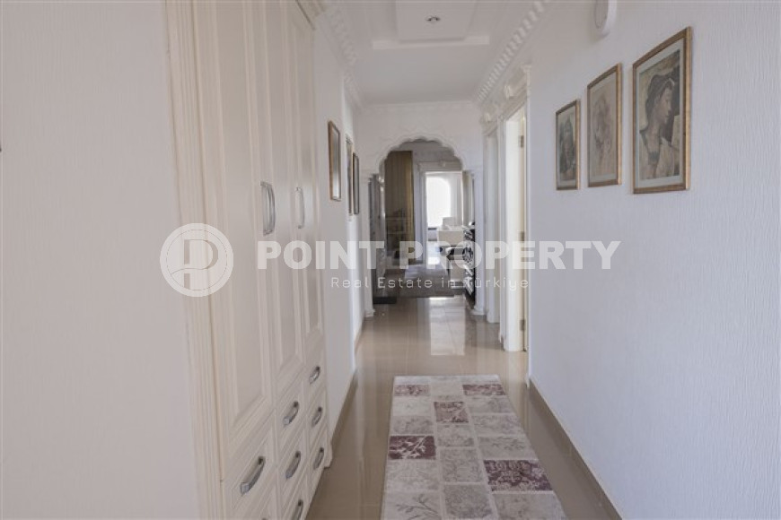 Spacious duplex 5+1, 220m², in the very center of Alanya, 500 meters from Keykubat beach-id-1506-photo-13