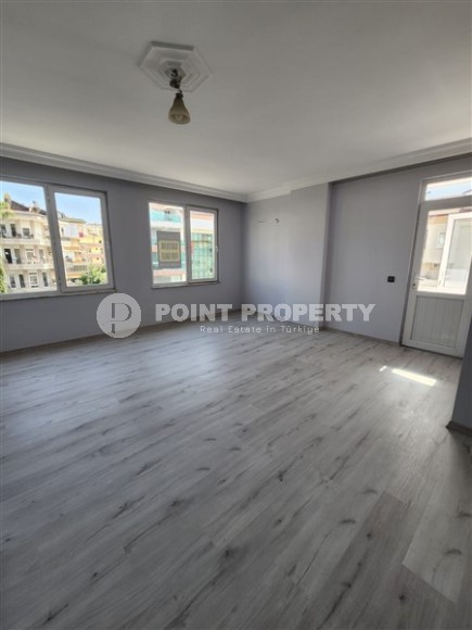 Квартира с качественной чистовой отделкой, на 3-м этаже в доме 2013 года постройки, в километре от моря-id-6446-фото-5