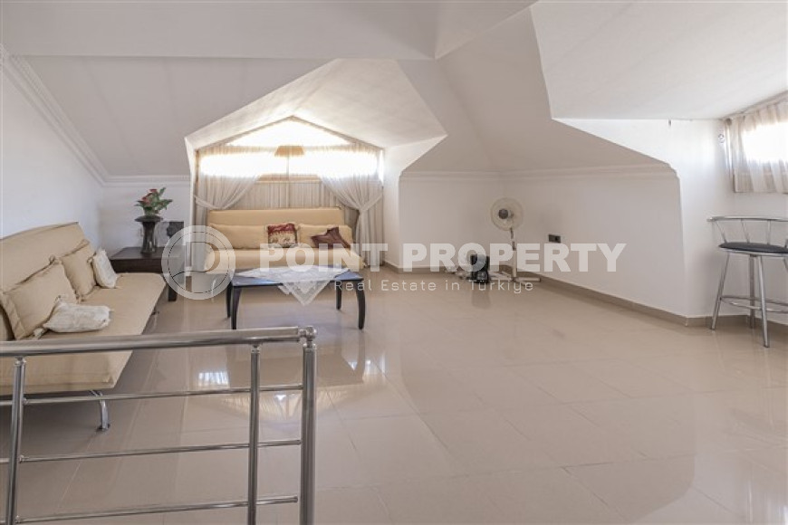 Spacious duplex 5+1, 220m², in the very center of Alanya, 500 meters from Keykubat beach-id-1506-photo-16