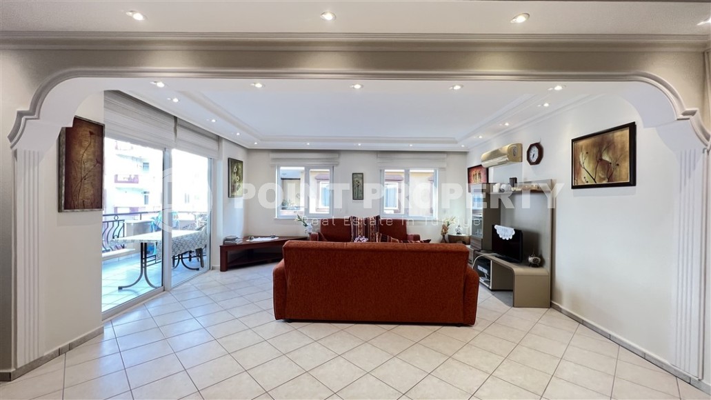 Уютная квартира с тремя спальнями, на 2-м этаже доме 2010 года постройки-id-6456-фото-3