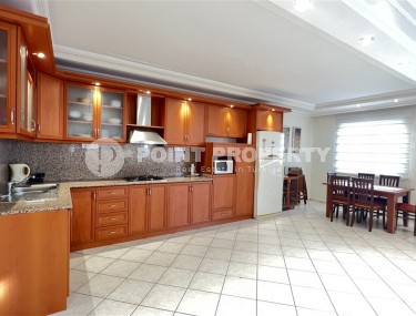 Уютная квартира с тремя спальнями, на 2-м этаже доме 2010 года постройки-id-6456-фото-4