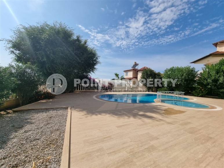 Благоустроенная квартира с мебелью и бытовой техникой, в центре спокойного района Аланьи - Демирташ-id-6463-фото-16