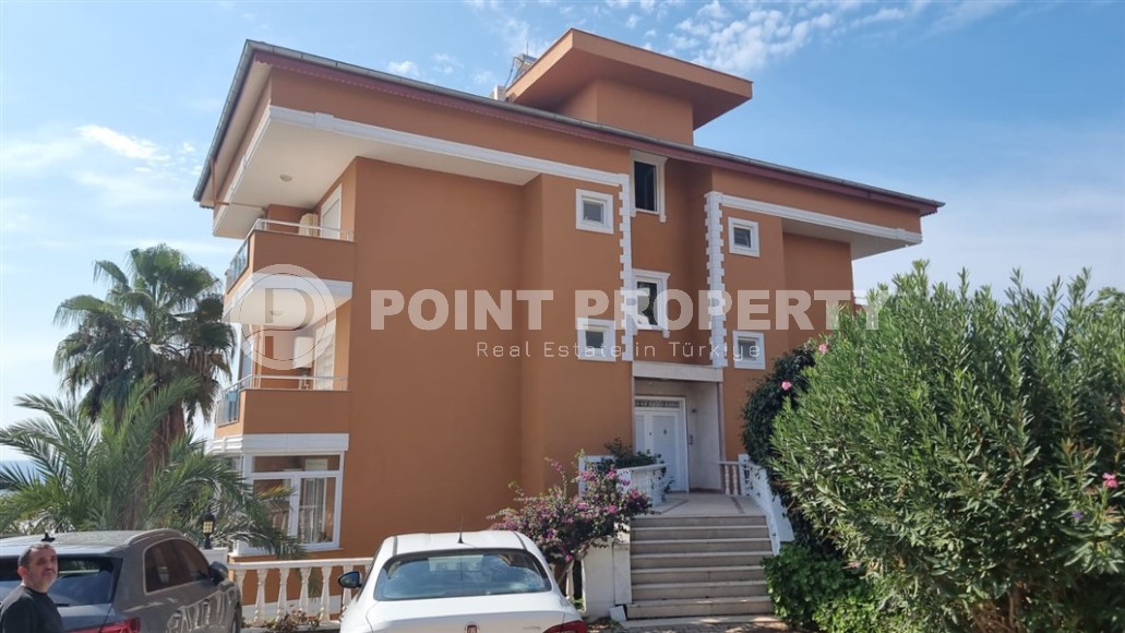 Благоустроенная квартира с мебелью и бытовой техникой, в центре спокойного района Аланьи - Демирташ-id-6463-фото-17