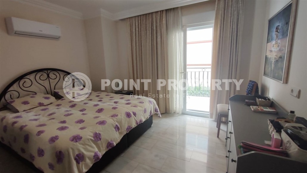 Большая двухуровневая квартира 4+1, в живописном, ухоженном жилом комплексе на берегу реки Дим-Чай-id-6464-фото-9