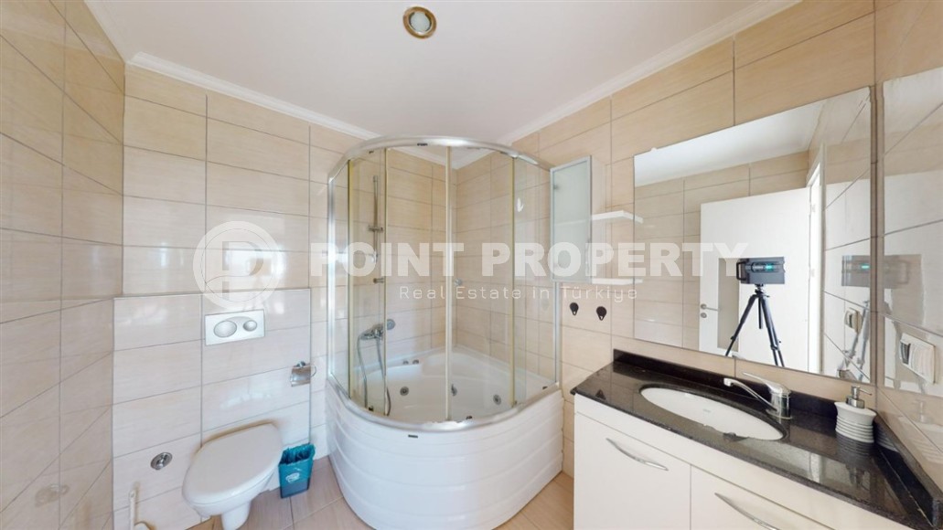 Атмосферная двухуровневая квартира на 7-м этаже с мансардой, в живописном, спокойном районе Аланьи - Авсаллар-id-6467-фото-12