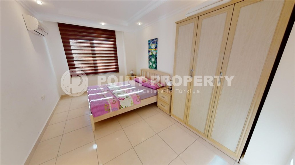Apartment with modern design, furniture and household appliances, 600 meters from the sea-id-6468-photo-4