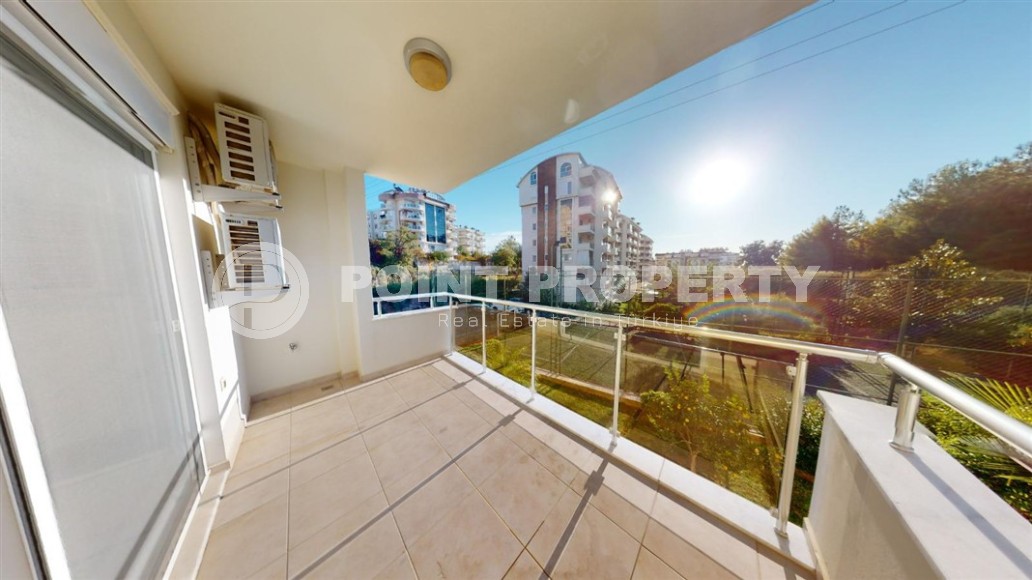 Apartment with modern design, furniture and household appliances, 600 meters from the sea-id-6468-photo-7