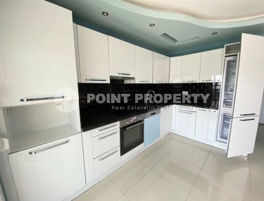 Panoramic apartment with sea views, on the 5th floor with attic, in the center of a quiet area of Alanya - Kestel-id-6469-photo-3