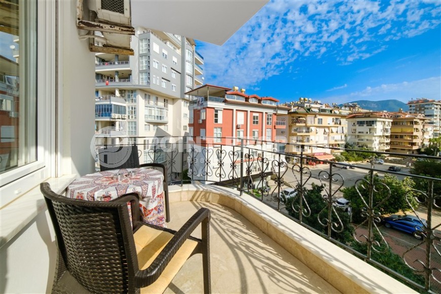 Уютная, благоустроенная квартира на 5-м этаже, в 900 метрах от моря-id-6470-фото-16