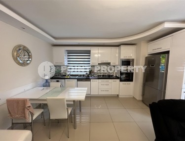 Comfortable, ready-to-move-in apartment, 250 meters from the sea, in the center of Mahmutlar-id-6479-photo-2