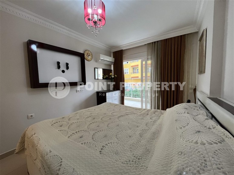 Благоустроенная, готовая к проживанию квартира, в 250 метрах от моря, в центре района Махмутлар-id-6479-фото-4