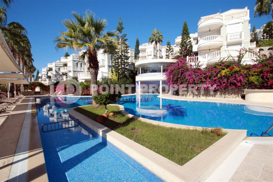 Stunning villa in Konakli with incredible sea views. 250 sq.m.-id-1069-photo-1
