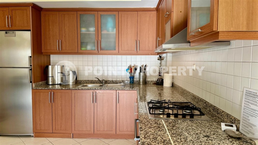 Просторная, светлая квартира, на площади 100 м2, в центре уютного, ухоженного района Аланьи - Нижняя Оба-id-6484-фото-6