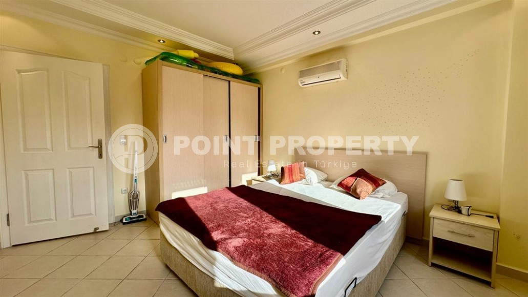 Просторная, светлая квартира, на площади 100 м2, в центре уютного, ухоженного района Аланьи - Нижняя Оба-id-6484-фото-8