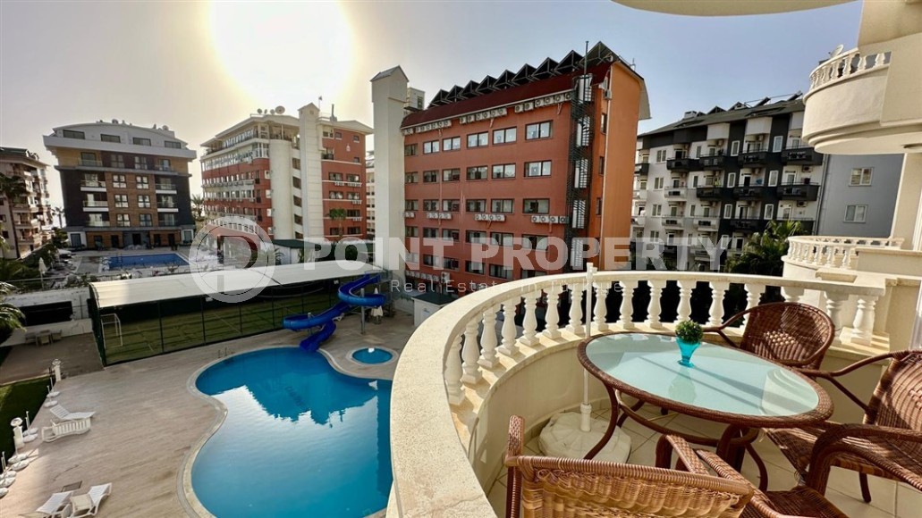 Просторная, светлая квартира, на площади 100 м2, в центре уютного, ухоженного района Аланьи - Нижняя Оба-id-6484-фото-17