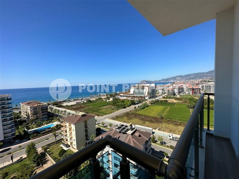 Large two-level apartment with a classic design, 250 meters from the sea, in the center of the modern area of Alanya - Mahmutlar-id-5953-photo-16