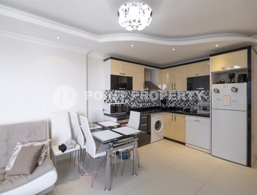 Небольшая квартира 1+1, на площади 53 м2, в живописной местности, в центре Аланьи-id-6486-фото-3