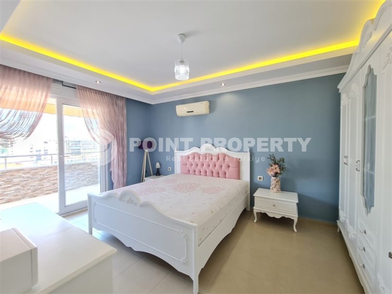 Duplex apartment with one bedroom, on the 11th and 12th floors, in the center of Mahmutlar-id-6488-photo-5