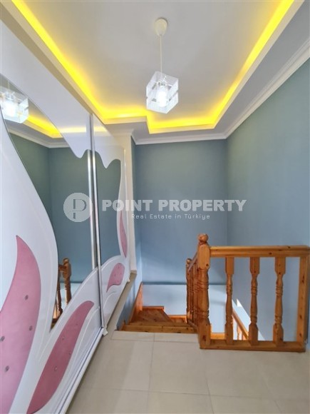 Duplex apartment with one bedroom, on the 11th and 12th floors, in the center of Mahmutlar-id-6488-photo-7