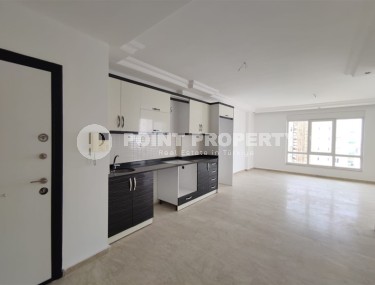 Квартира с чистовой отделкой, на площади 115 м2, на 8-м этаже в комфортабельном жилом комплексе, построенном в 2008 году-id-6490-фото-3