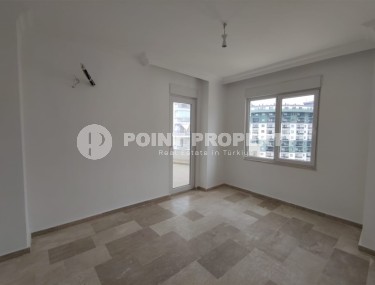 Квартира с чистовой отделкой, на площади 115 м2, на 8-м этаже в комфортабельном жилом комплексе, построенном в 2008 году-id-6490-фото-4