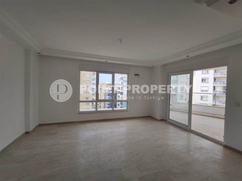 Квартира с чистовой отделкой, на площади 115 м2, на 8-м этаже в комфортабельном жилом комплексе, построенном в 2008 году-id-6490-фото-6