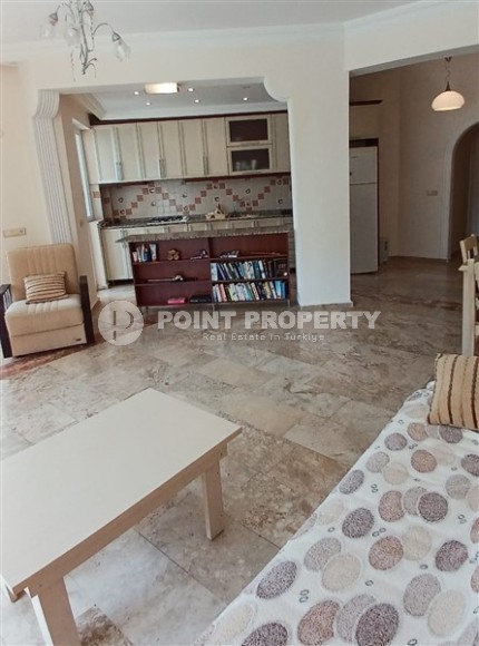 Comfortable, furnished apartment 2+1, on the first line from the sea, in the center of Mahmutlar district Description:-id-6491-photo-2