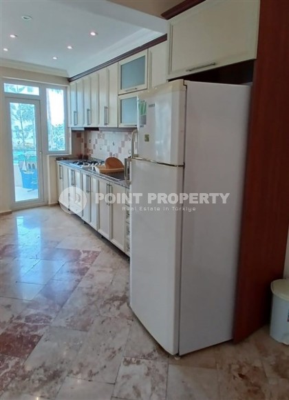 Comfortable, furnished apartment 2+1, on the first line from the sea, in the center of Mahmutlar district Description:-id-6491-photo-4