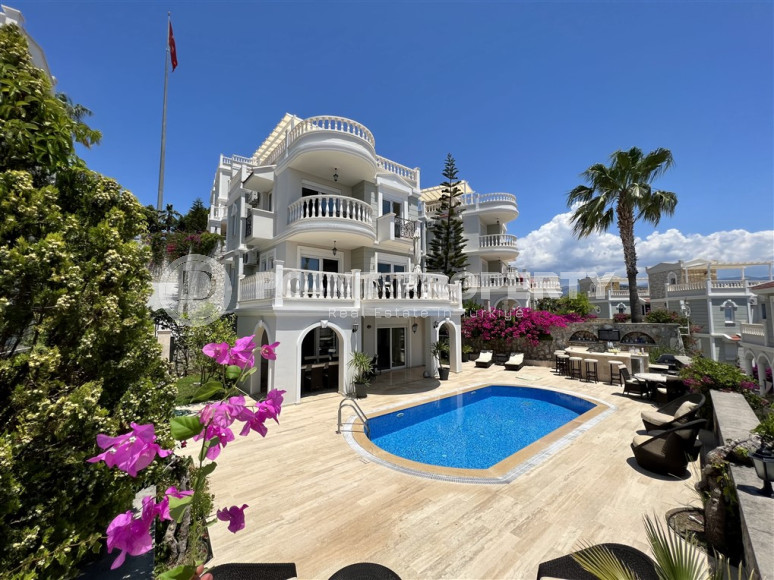 Stunning villa in Konakli with incredible sea views. 250 sq.m.-id-1069-photo-4