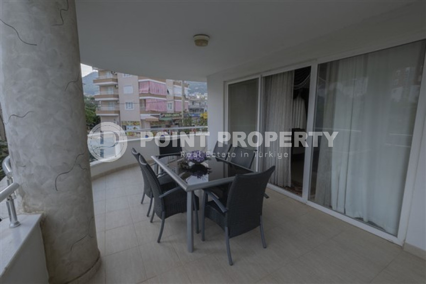 View apartment with two bedrooms, 129m² in a luxury complex in Cikcilli, Alanya-id-1510-photo-8