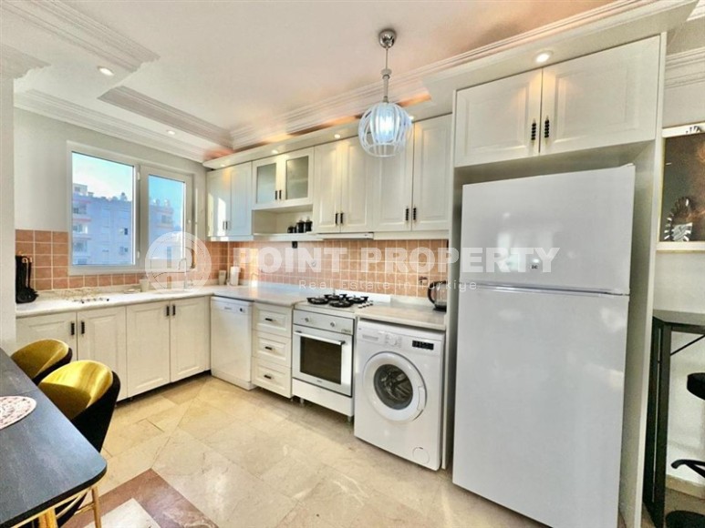 Comfortable apartment with sea views, 50 meters from the beach, in the center of Mahmutlar-id-6494-photo-4