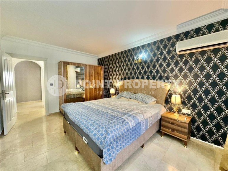 Comfortable apartment with sea views, 50 meters from the beach, in the center of Mahmutlar-id-6494-photo-5