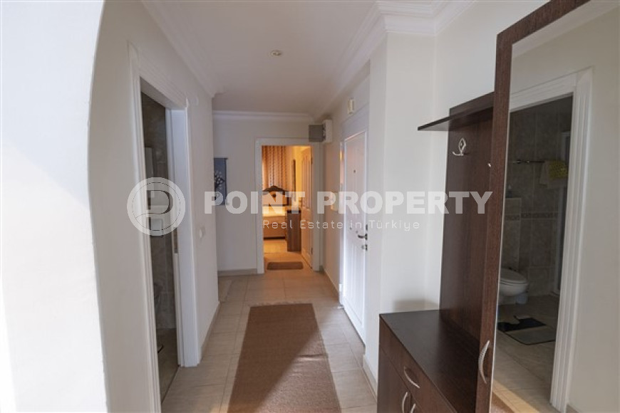 View apartment with two bedrooms, 129m² in a luxury complex in Cikcilli, Alanya-id-1510-photo-9
