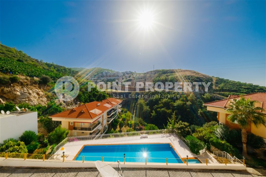 Просторная двухуровневая квартира с видом на море и горы, на 3-м этаже с мансардой, в комфортабельной резиденции, с бассейном и садом-id-6495-фото-21