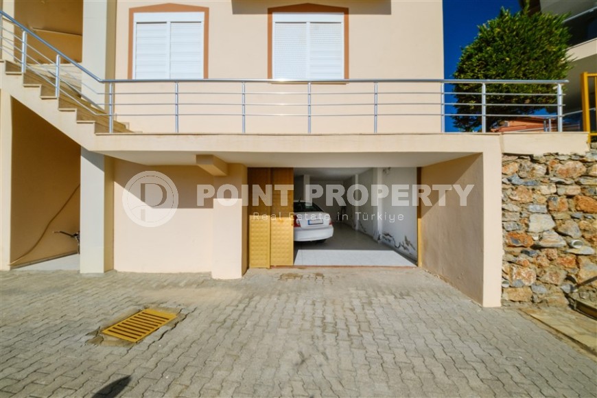 Просторная двухуровневая квартира с видом на море и горы, на 3-м этаже с мансардой, в комфортабельной резиденции, с бассейном и садом-id-6495-фото-22