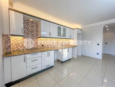 Apartment with fine finishing, on the 2nd floor in a residence built in 2017, 500 meters from the beach and promenade-id-6497-photo-3