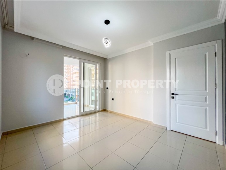 Квартира с чистовой отделкой, на 2-м этаже в резиденции 2017 года постройки, в 500 метрах от пляжа и набережной-id-6497-фото-7