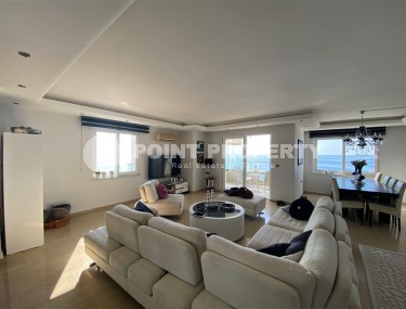 Большая панорамная квартира на первой линии от моря, на 11-м этаже с мансардой, в жилом комплексе 2007 года постройки-id-6498-фото-2