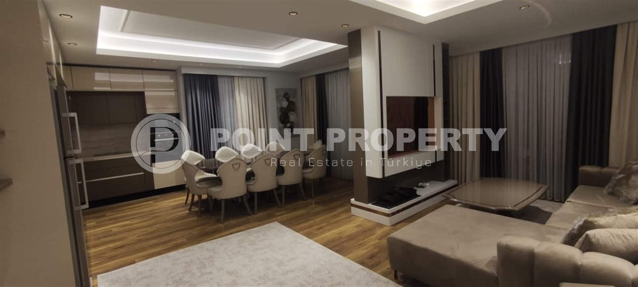 Comfortable, spacious apartment with new furniture and appliances, in the center of Mahmutlar-id-6500-photo-2