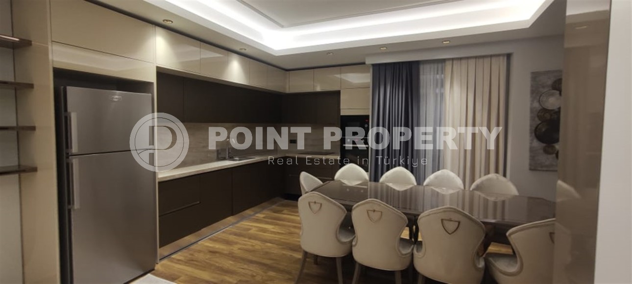 Comfortable, spacious apartment with new furniture and appliances, in the center of Mahmutlar-id-6500-photo-5