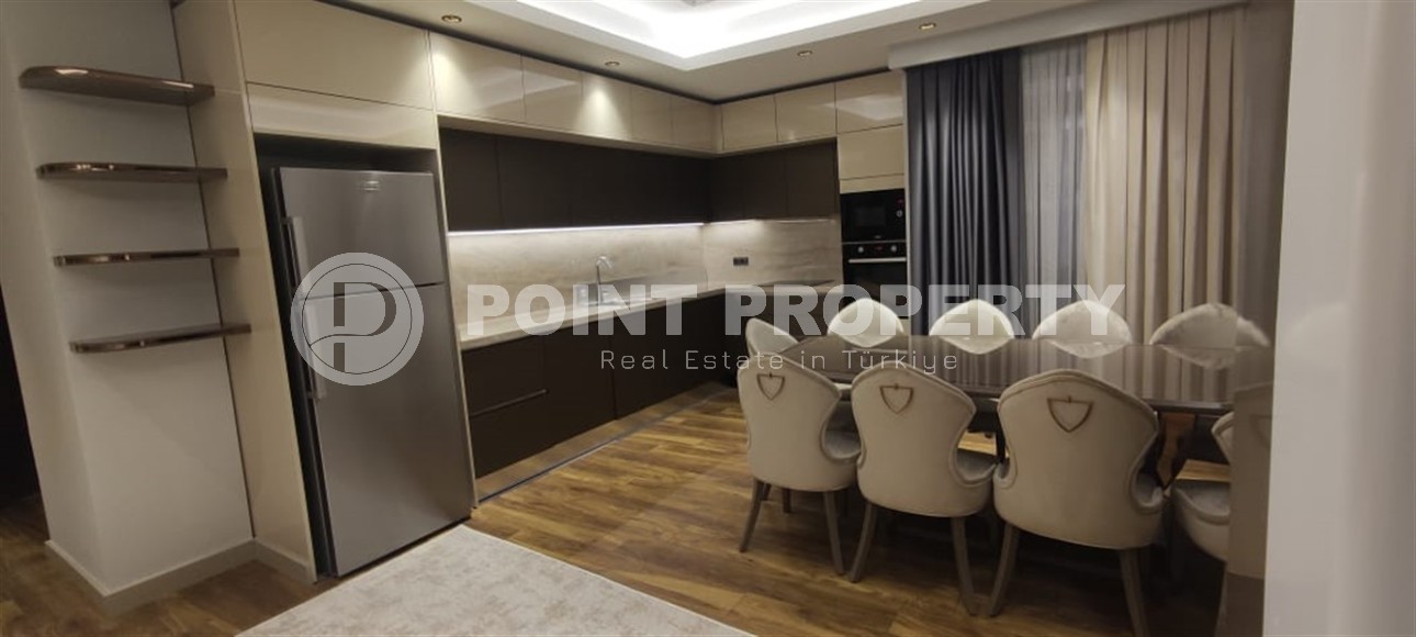 Comfortable, spacious apartment with new furniture and appliances, in the center of Mahmutlar-id-6500-photo-6