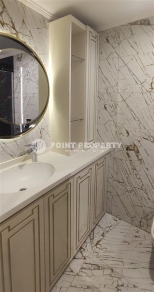 Comfortable, spacious apartment with new furniture and appliances, in the center of Mahmutlar-id-6500-photo-17