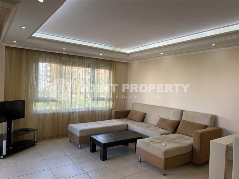 Просторная квартира с мебелью и бытовой техникой, в 50 метрах от моря, в современном районе Аланьи - Махмутлар-id-6501-фото-1