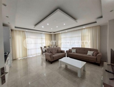 Spacious apartment with two bedrooms, in the center of the popular area of Alanya - Mahmutlar-id-6505-photo-1