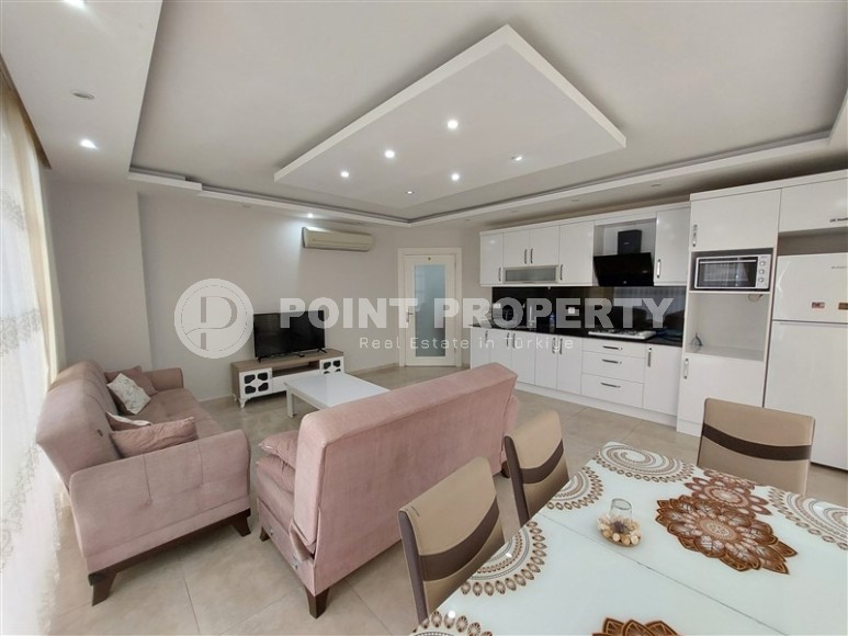 Spacious apartment with two bedrooms, in the center of the popular area of Alanya - Mahmutlar-id-6505-photo-2