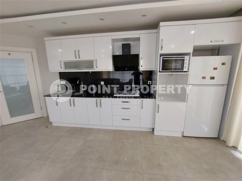 Spacious apartment with two bedrooms, in the center of the popular area of Alanya - Mahmutlar-id-6505-photo-5