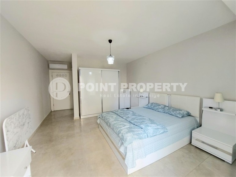 Spacious apartment with two bedrooms, in the center of the popular area of Alanya - Mahmutlar-id-6505-photo-7