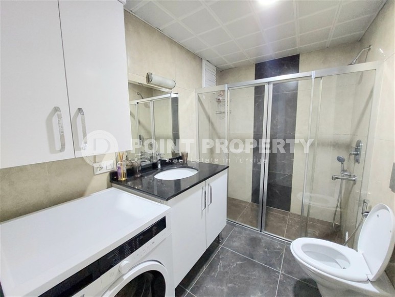 Spacious apartment with two bedrooms, in the center of the popular area of Alanya - Mahmutlar-id-6505-photo-9